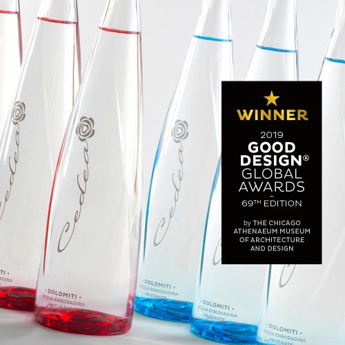 Cedea természetes forrásvíz 750ml mentes egyedi üveg palackban