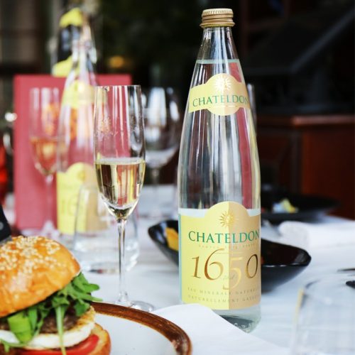 Chateldon 1650 szénsavas ásványvíz 0,75l üveg palackban