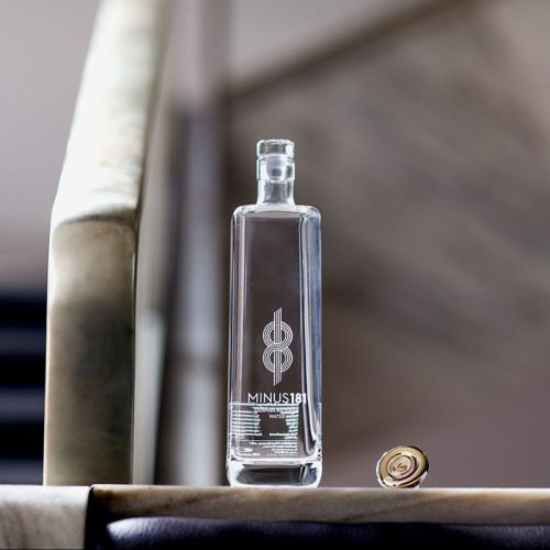 Minus 181 mentes ásványvíz üvegben 0,681 l