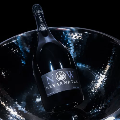 Nevas Water- Premium Cuvée Water 0,75l LUXUS sparkling water in glass