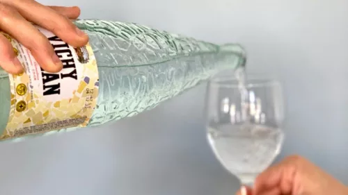 Vichy Catalan mineral water 300ml sparkling in glass