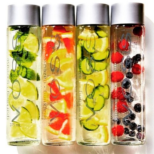 Voss tangerine lemongrass mineral water 0.375l sparkling in glass